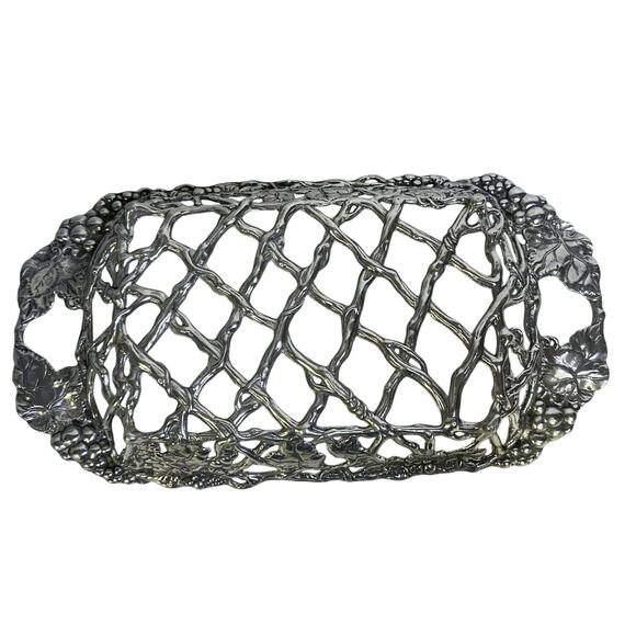 Arthur Court Vintage 1998 Retired 'Grapevine' Lattice Casserole Holder-Exquisite - Picture 9 of 10